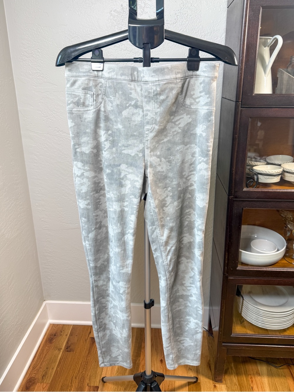 SPANX Jean-ish® Ankle Leggings Gray Stone Wash Camouflage Print Size XL